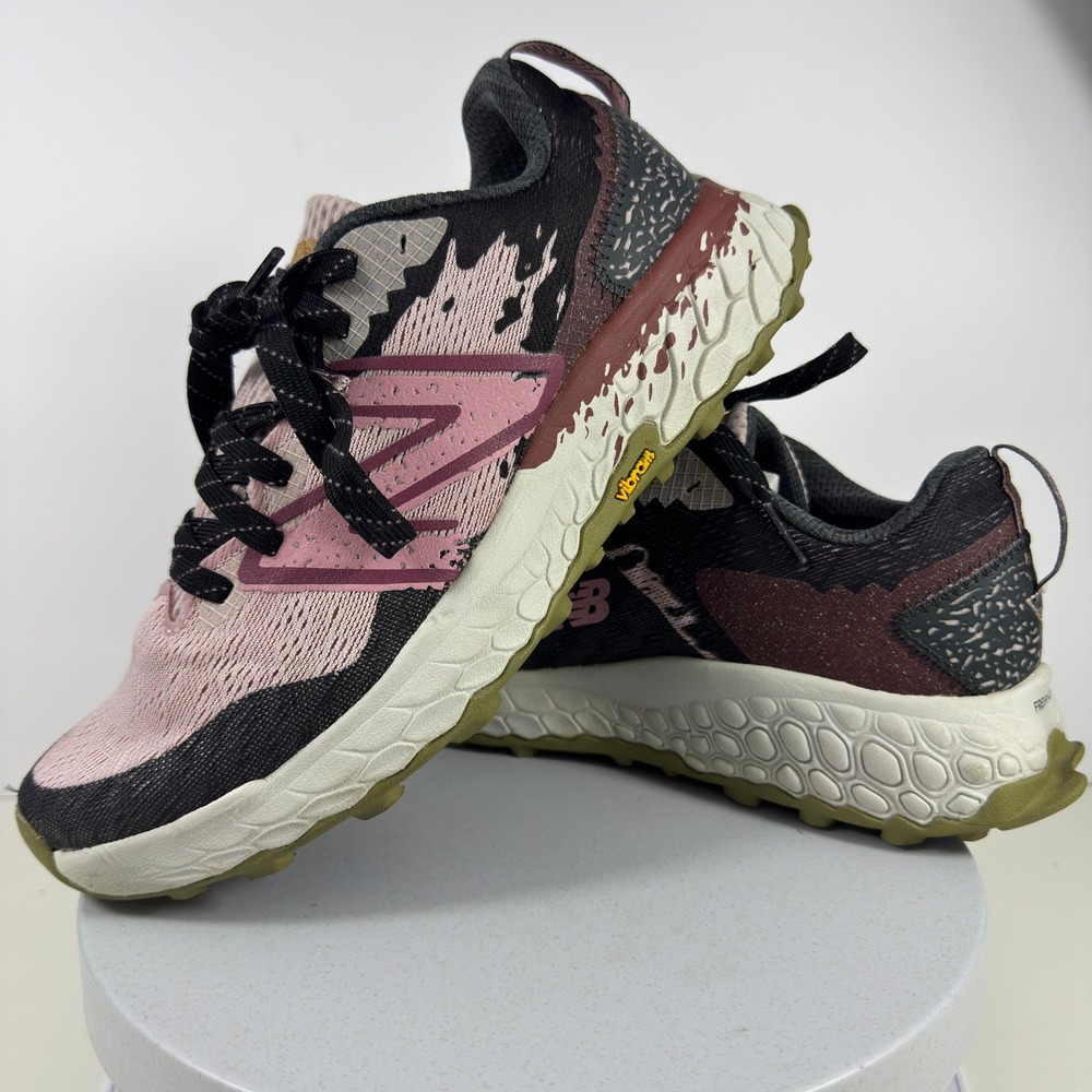 New Balance Fresh Foam Hierro v7 Trail Running Shoes Womens Size 9.5 Pink Black